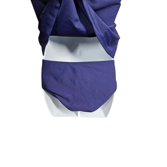 Cupshe Ruffled V-Neck Halter Style Tankini with Bikini Bottom NWT Size M - Picture 7 of 16